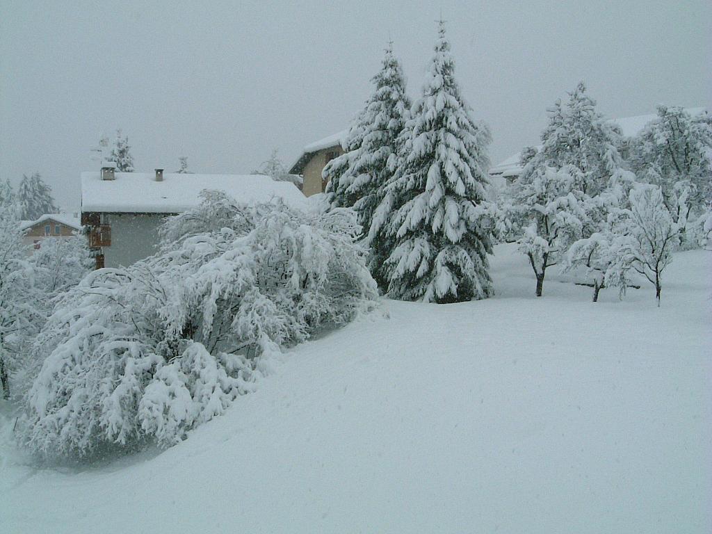 Casa Endrizzi Apartment Fai della Paganella Luaran gambar